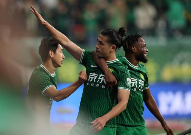 英雄联盟官网直播-【中超】王子铭单刀被扑张玉宁染红 国安0比0浙江