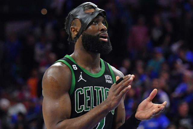 LOL赛事官网-先搞定格威再续约布朗 绿军真要给出5年超级顶薪？