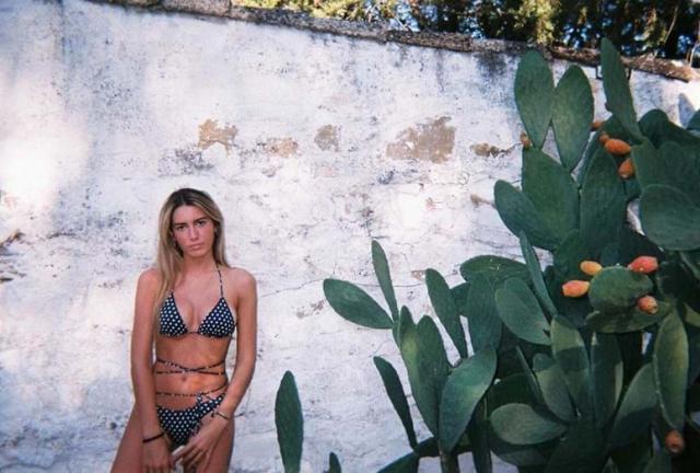 1688717943554069096.jpg 菲戈仨闺女美艳如花 大女儿跟西班牙国王表弟拍拖