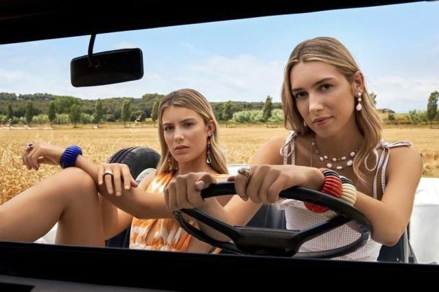 1688716232172083717.jpg 菲戈仨闺女美艳如花 大女儿跟西班牙国王表弟拍拖