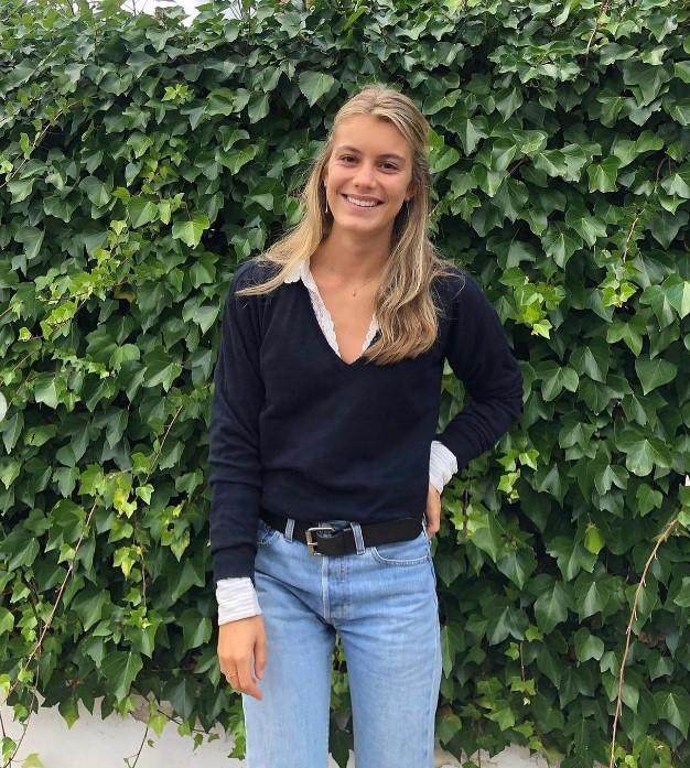 1688717347155066495.jpg 菲戈仨闺女美艳如花 大女儿跟西班牙国王表弟拍拖