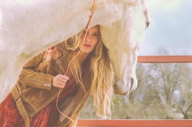 1688716509359002371.jpg 菲戈仨闺女美艳如花 大女儿跟西班牙国王表弟拍拖