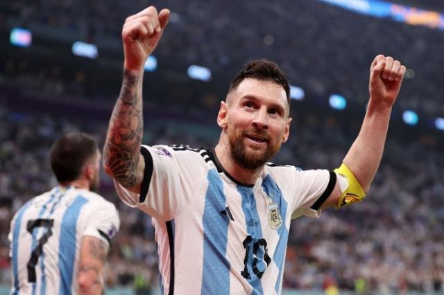 注册入口-【世界杯】梅西传射 曼城前锋2球 阿根廷3比0进决赛