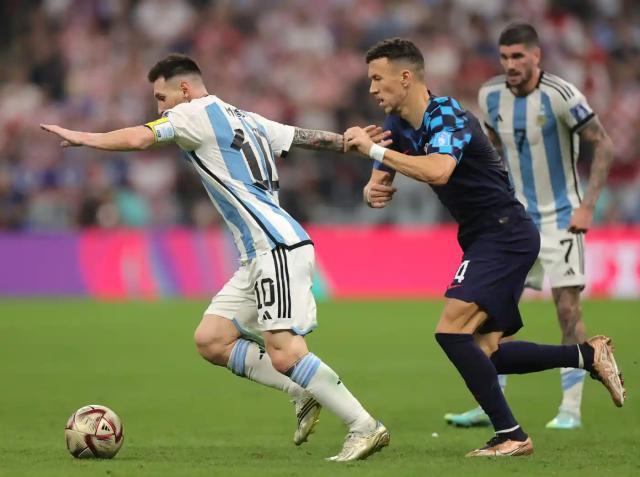 注册入口-【世界杯】梅西传射 曼城前锋2球 阿根廷3比0进决赛