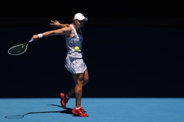 英雄联盟官网直播-澳网迎史上最“陌生”女单八强 谁将捧起达芙妮杯？