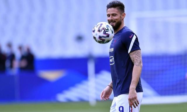 LOL赛事官网-官方：吉鲁加盟AC米兰 将身披9号战袍