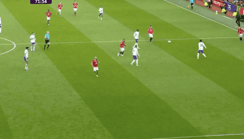 世界赛直播-豪门悲喜夜：曼联3-1维拉跻身前3 利物浦1-1惨遭热刺绝平 巴萨5-2