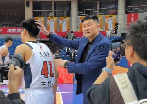 怎么培养新人?李悦洲季后赛场均21分钟,陈家政+王洪泽2分24秒